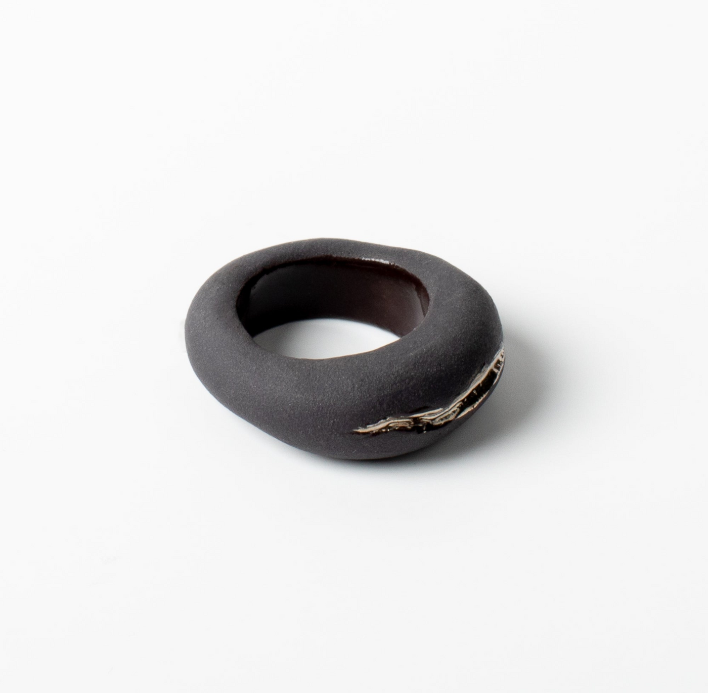 Anza Black Porcelain Ring