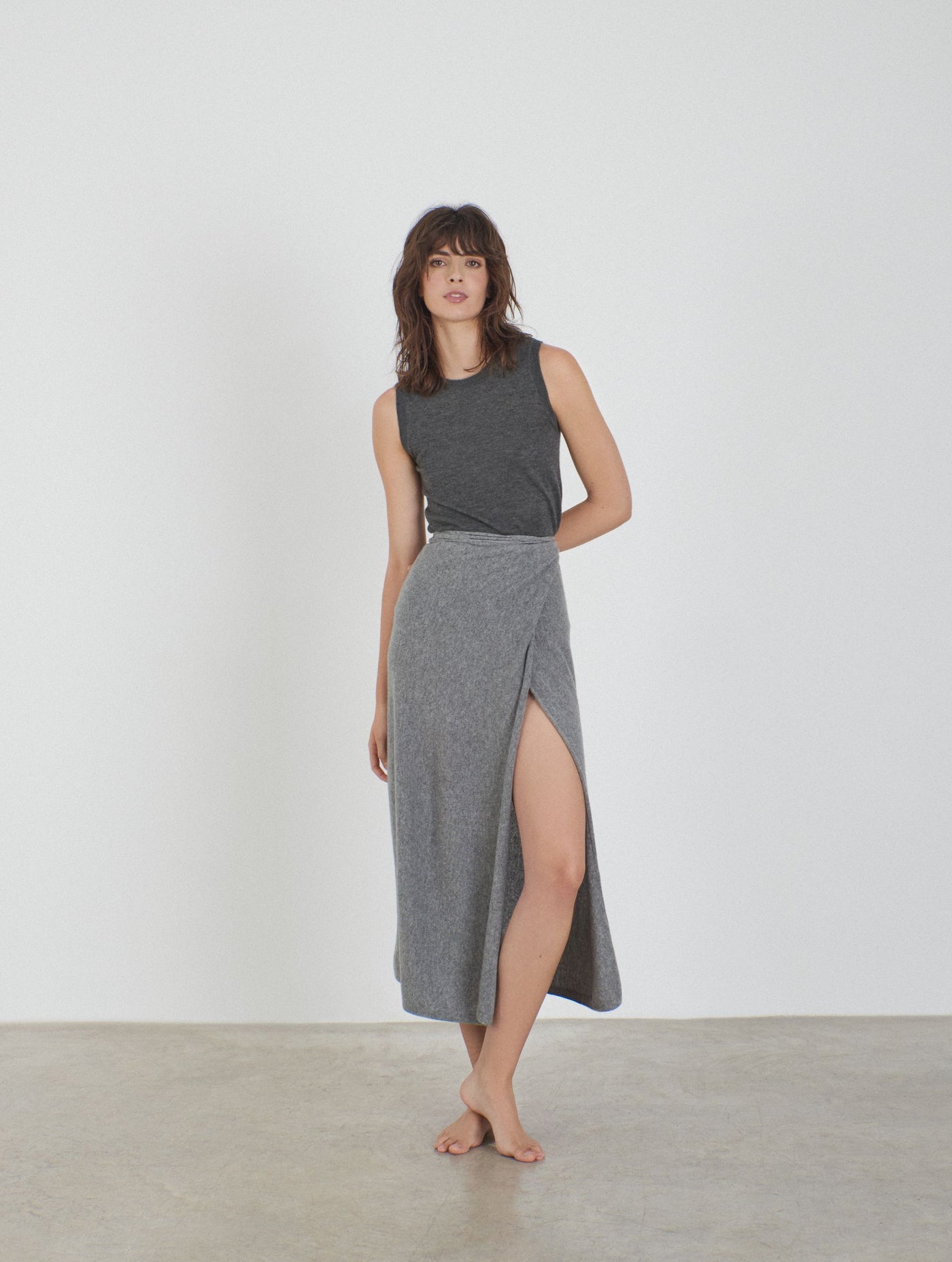Cashmere knitted sleeveless top Grey