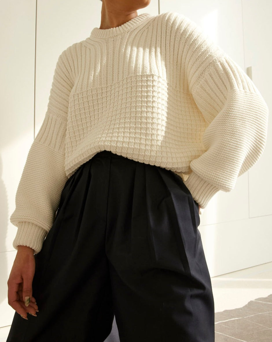 Delčia: Off-White Cotton Sweater
