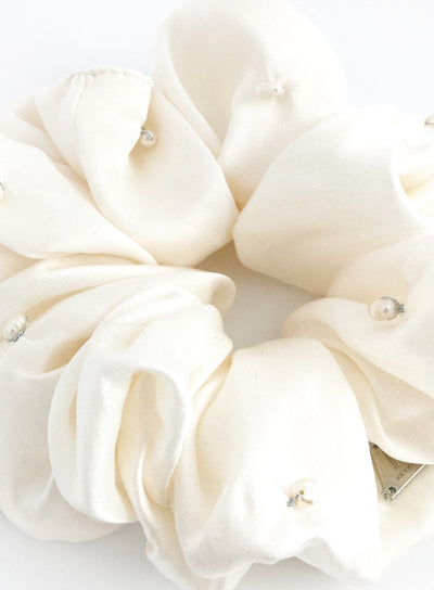 Circe Cultured Pearl Embellished Silk Scrunchie - Pearl