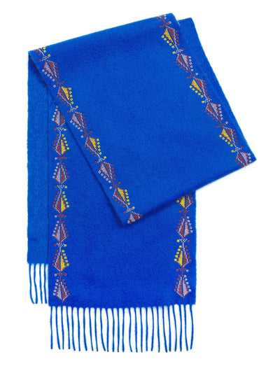Incredible super soft cashmere scarf featuring pine tree motif